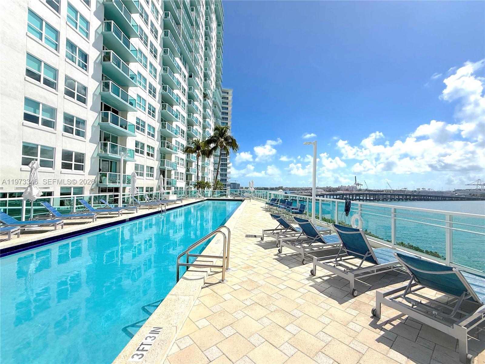 image The Floridian28