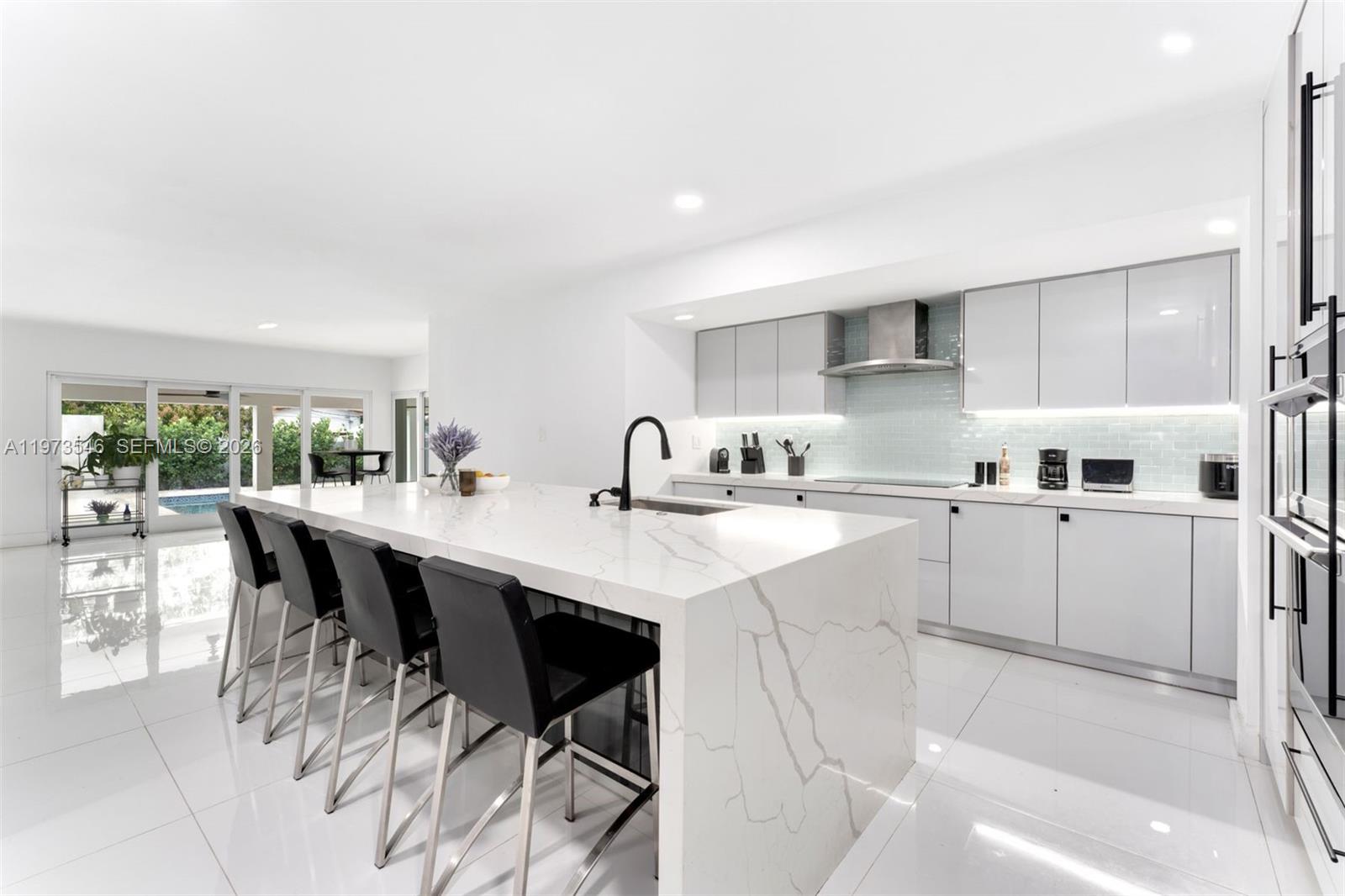 400 SW 24th Rd Miami, FL 33129