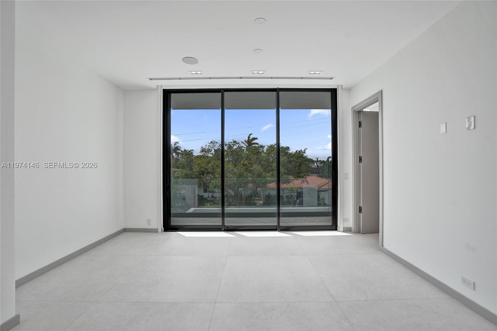 1379 NE 104th St Miami Shores, FL 33138