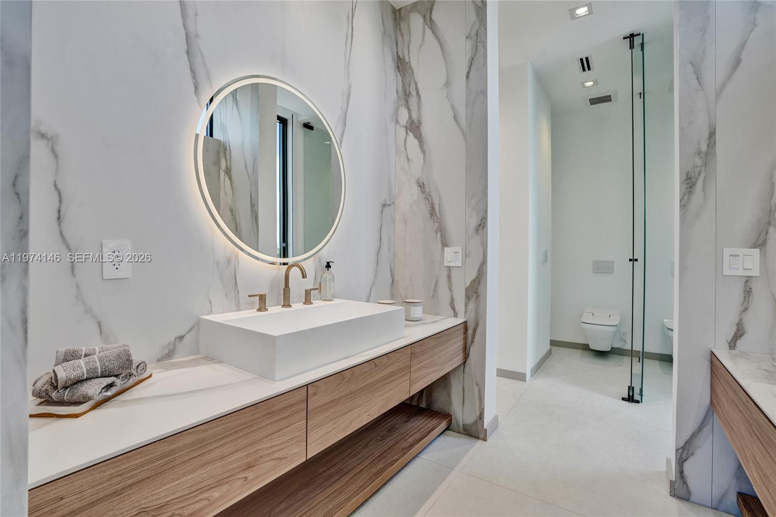 1379 NE 104th St Miami Shores, FL 33138