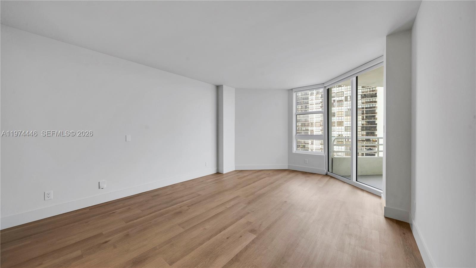 555 NE 34th St #704 Miami, FL 33137