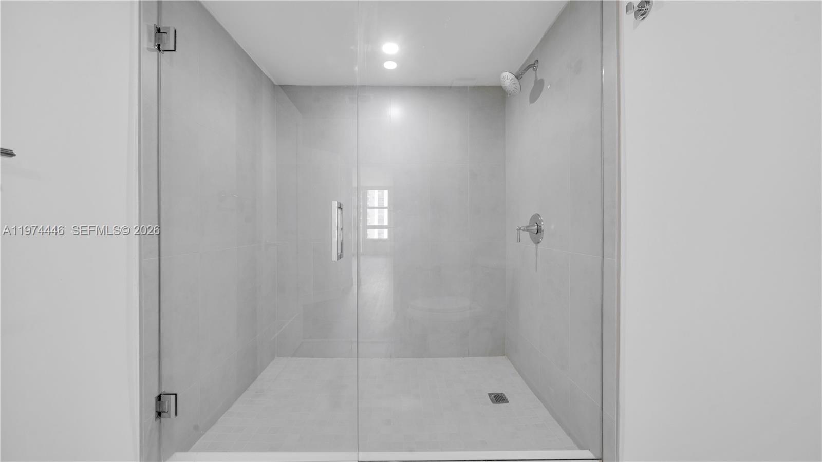 555 NE 34th St #704 Miami, FL 33137