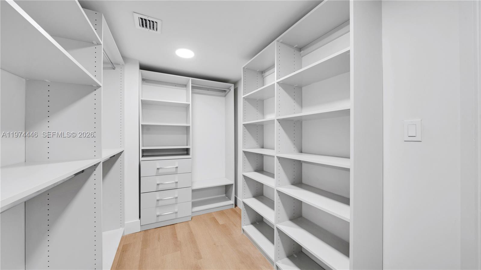 555 NE 34th St #704 Miami, FL 33137