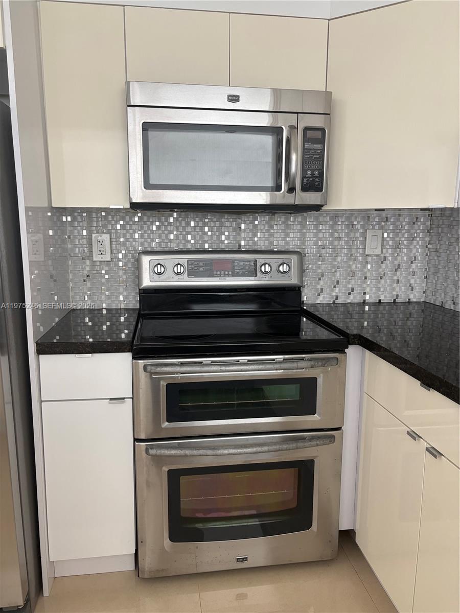 16558 NE 26th Ave #6I North Miami Beach, FL 33160