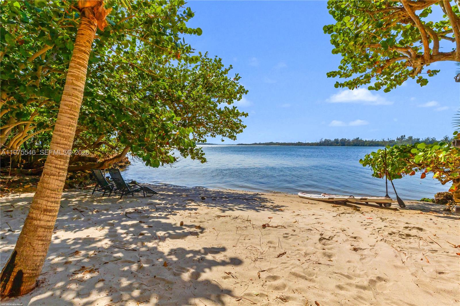 6 Riverview Rd Jupiter Island, FL 33455