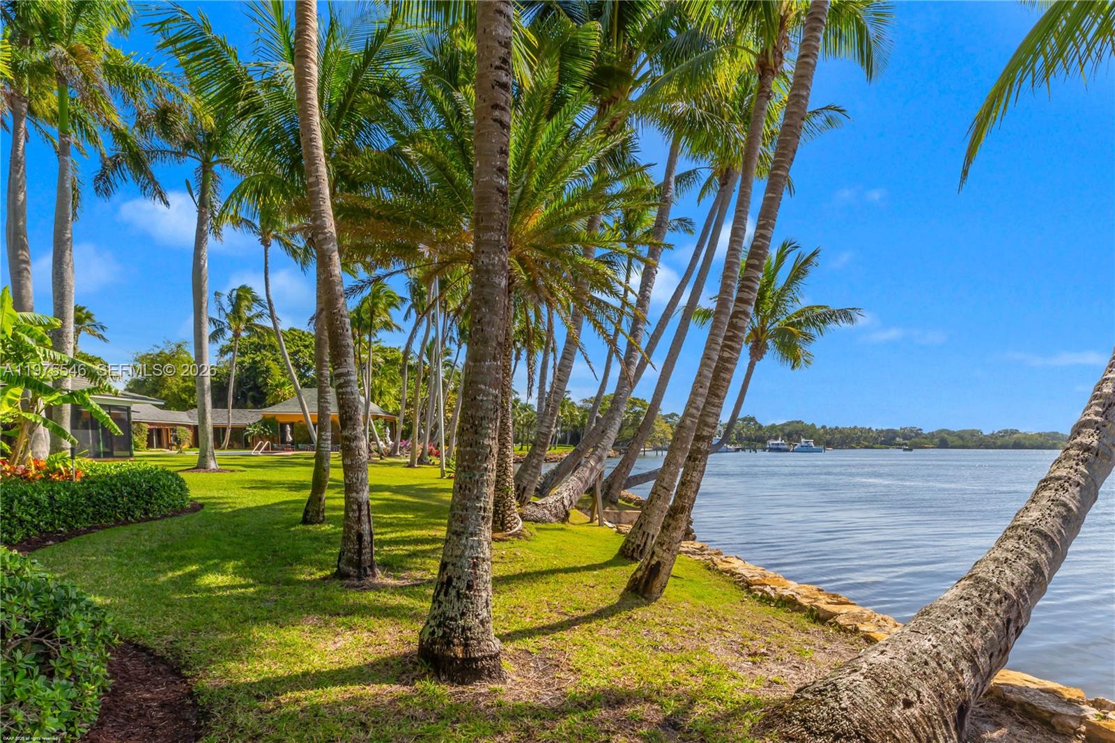 6 Riverview Rd Jupiter Island, FL 33455