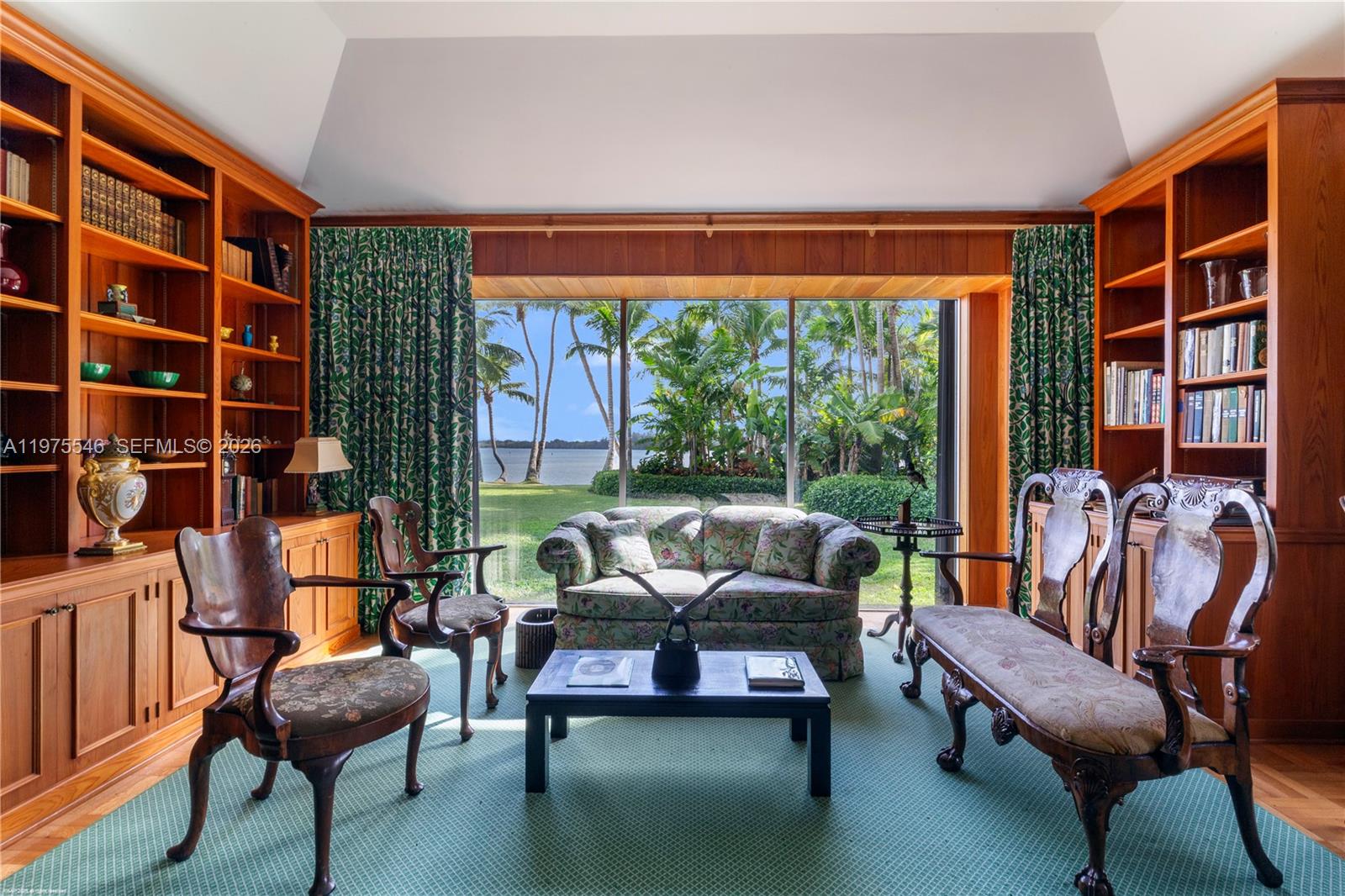 6 Riverview Rd Jupiter Island, FL 33455