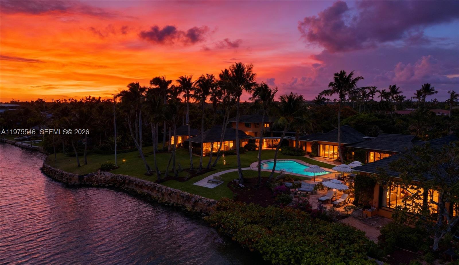 6 Riverview Rd Jupiter Island, FL 33455