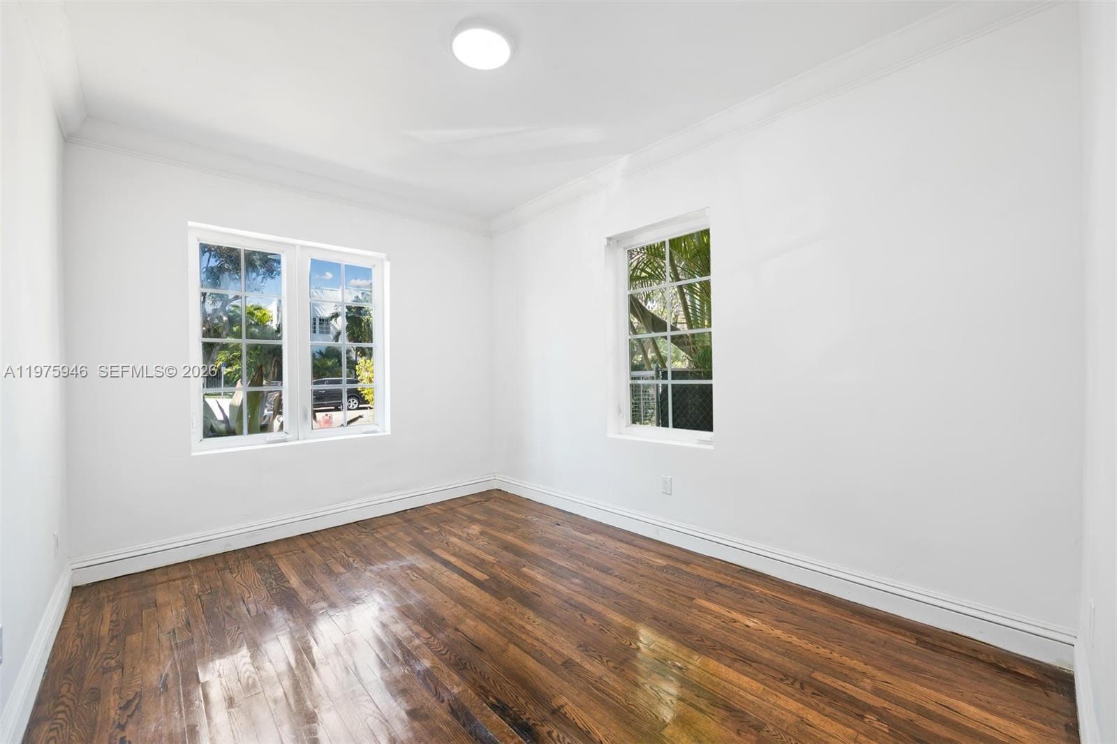 1545 Meridian Ave Miami Beach, FL 33139