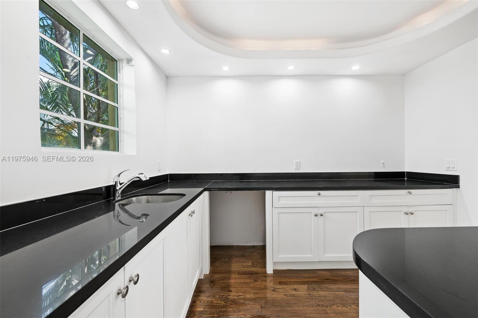 1545 Meridian Ave Miami Beach, FL 33139