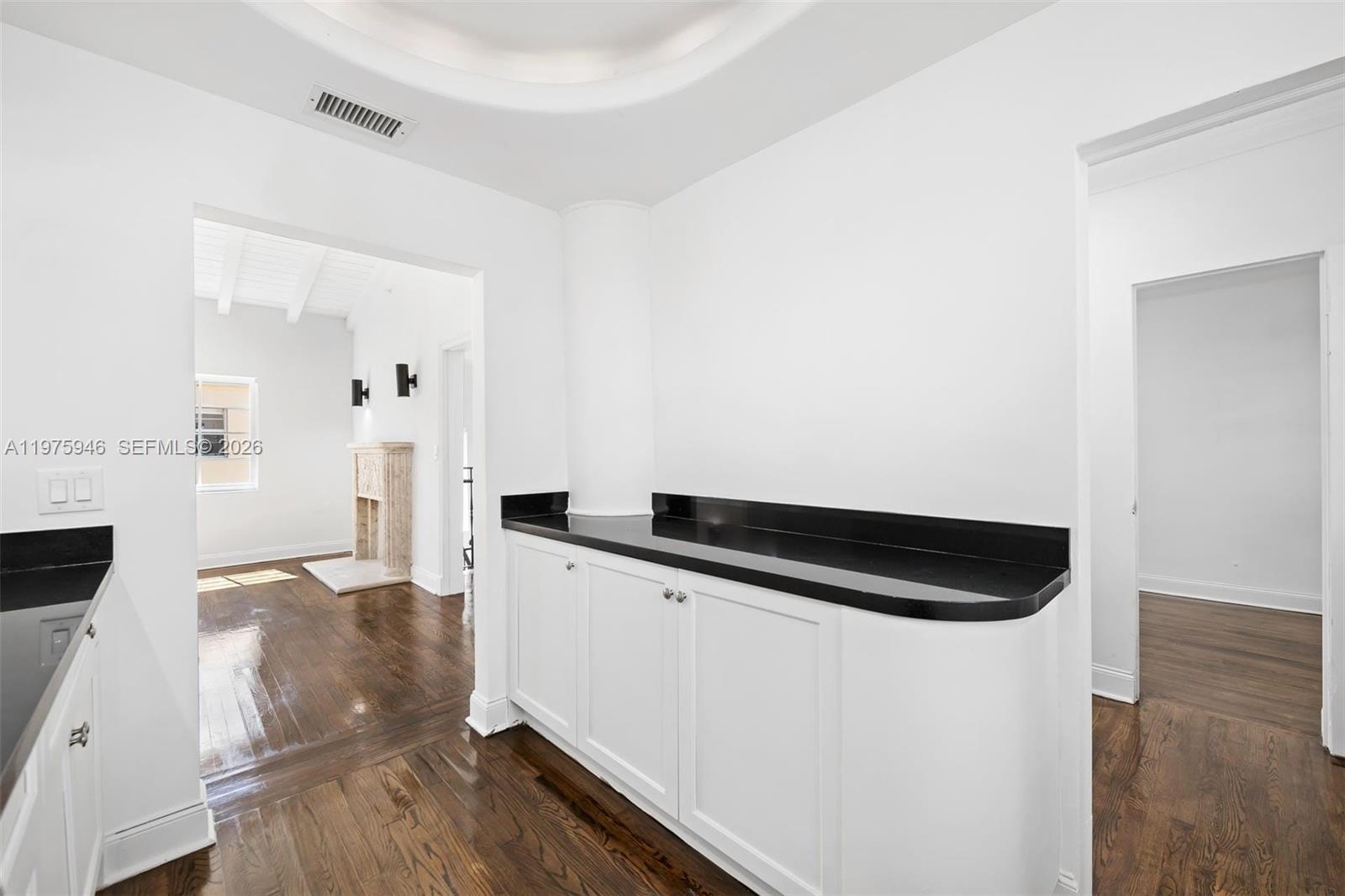 1545 Meridian Ave Miami Beach, FL 33139