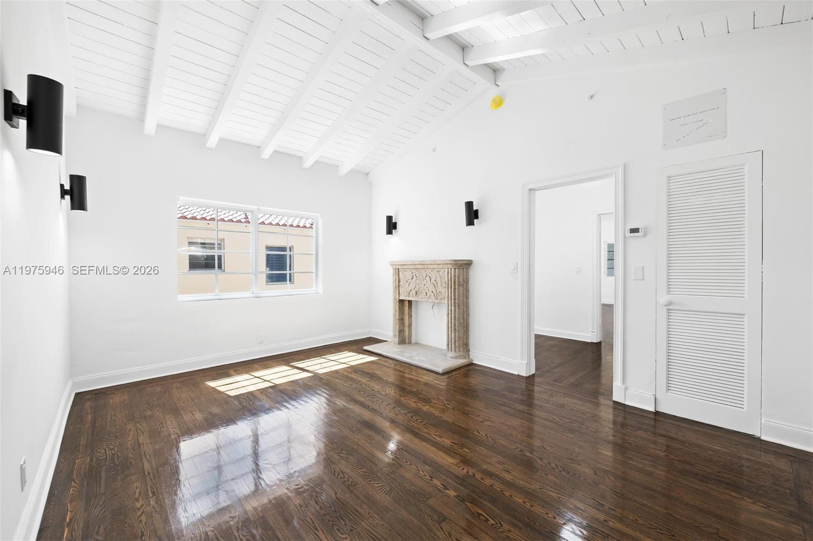 1545 Meridian Ave Miami Beach, FL 33139