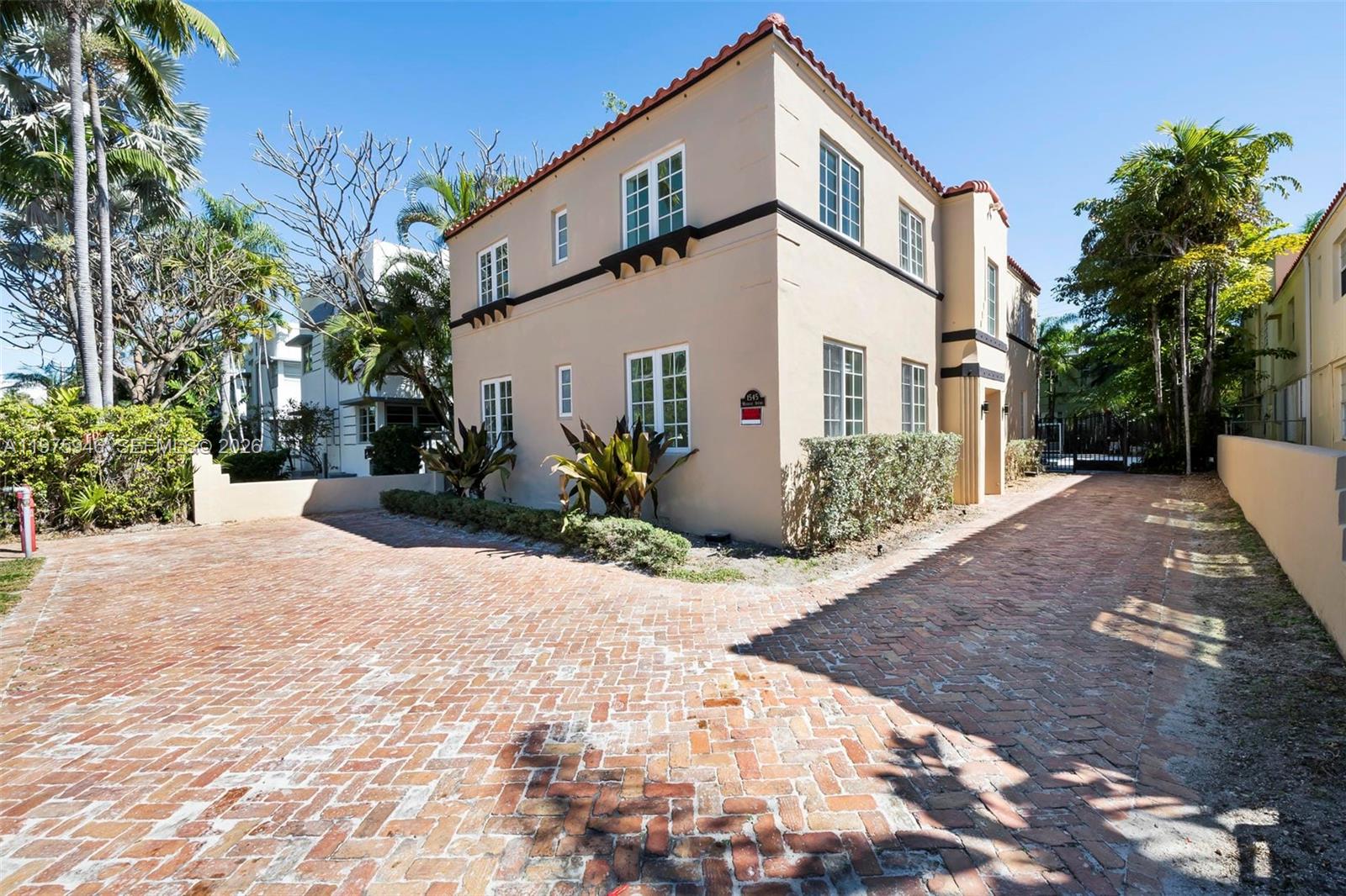 1545 Meridian Ave Miami Beach, FL 33139