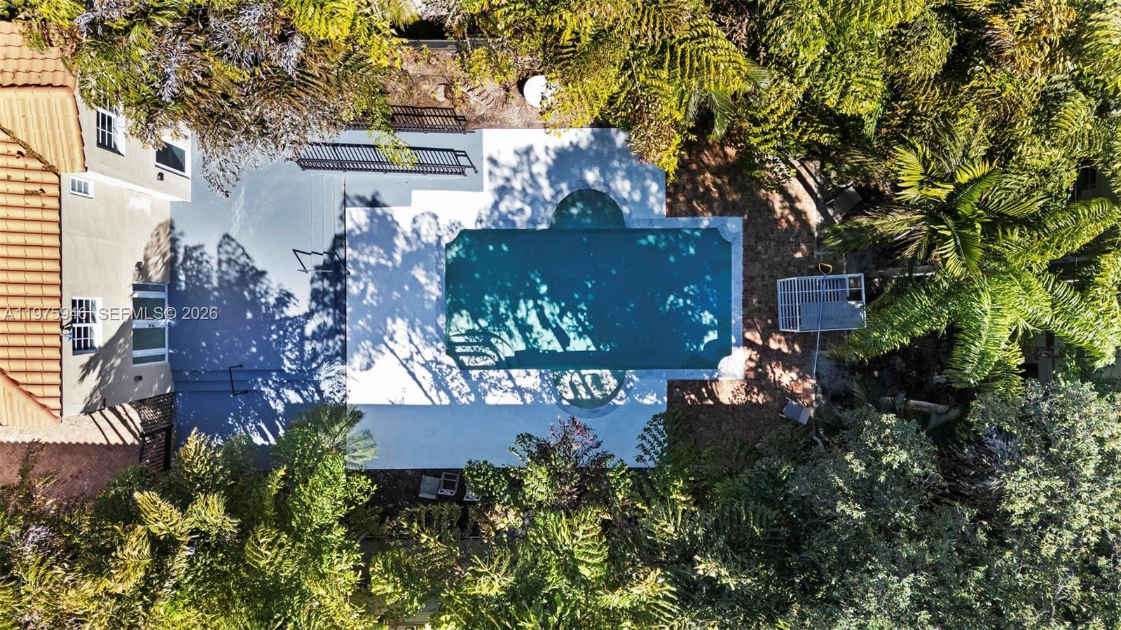 1545 Meridian Ave Miami Beach, FL 33139