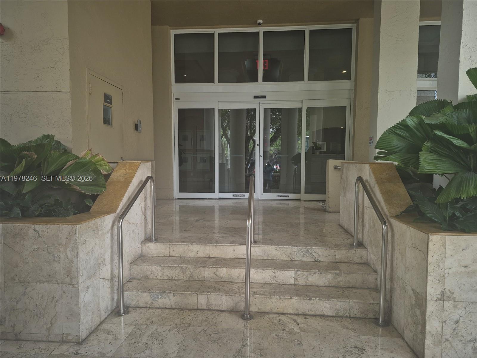 770 Claughton Is Dr #2007 Miami, FL 33131