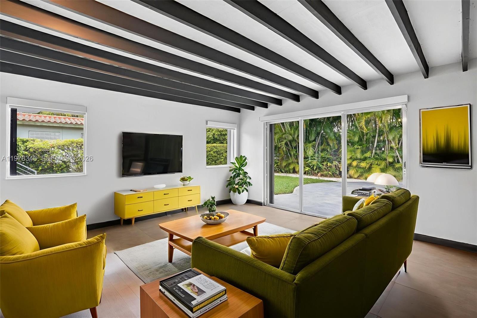 425 NE 114th St Miami, FL 33161