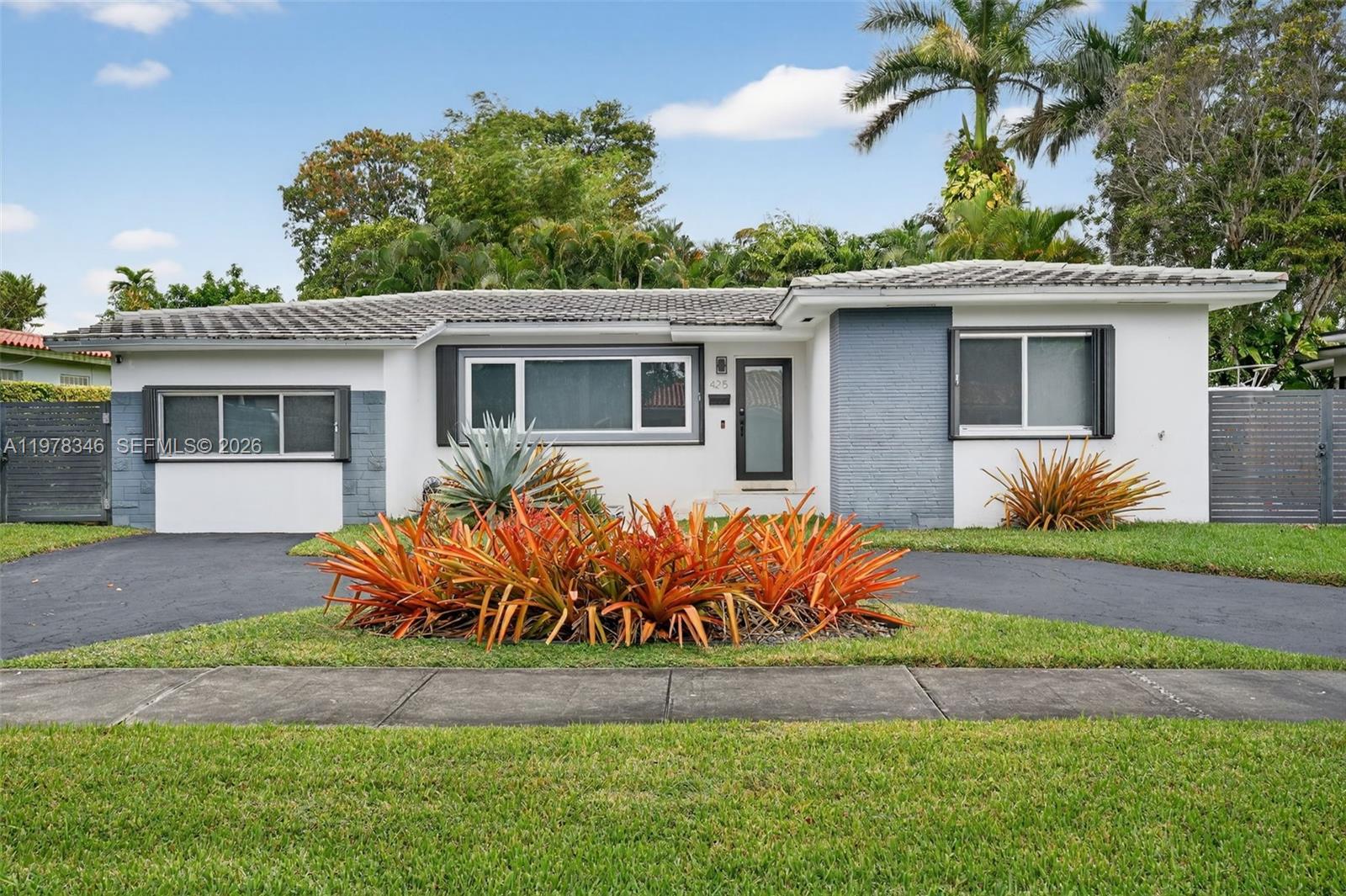 425 NE 114th St Miami, FL 33161