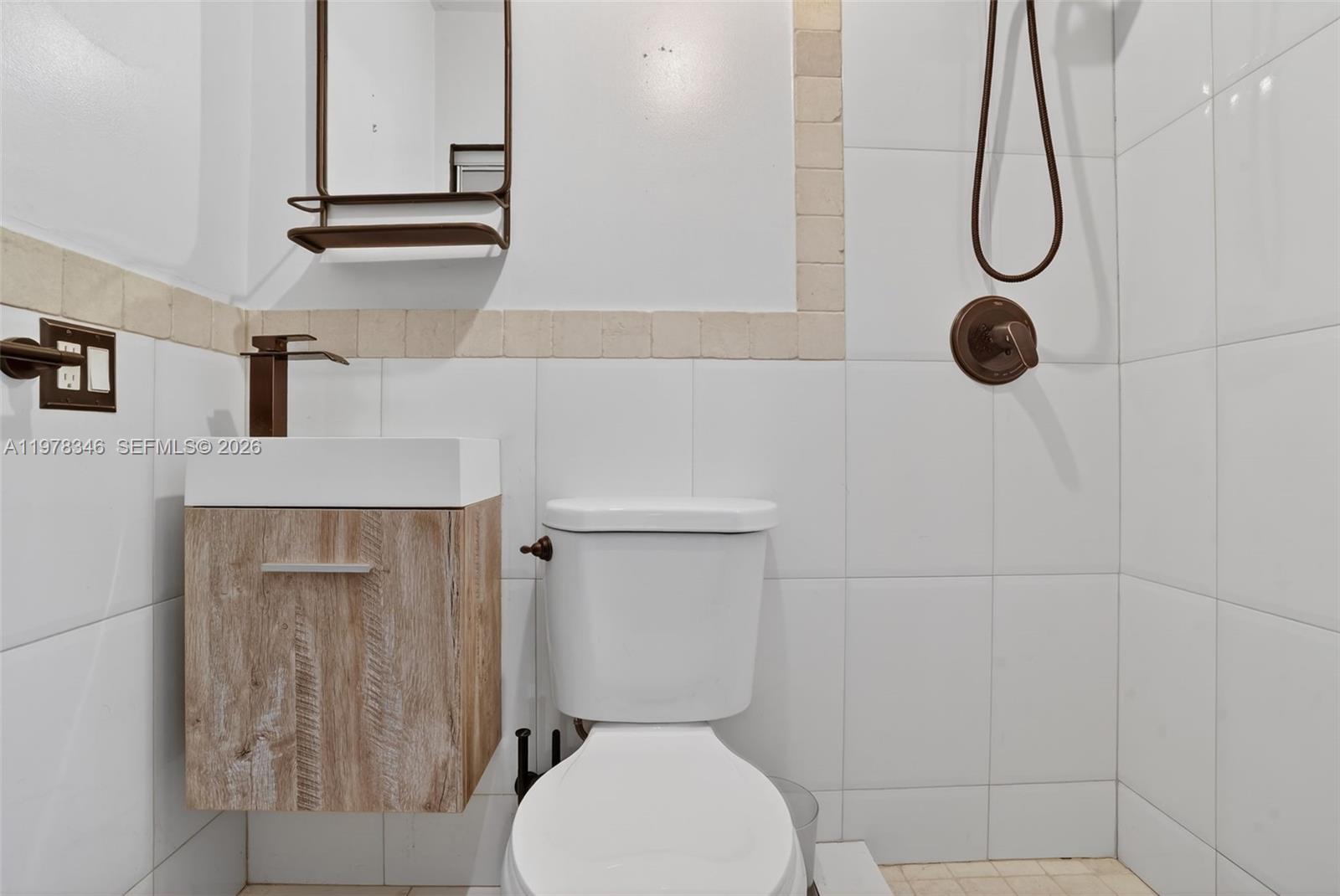 425 NE 114th St Miami, FL 33161