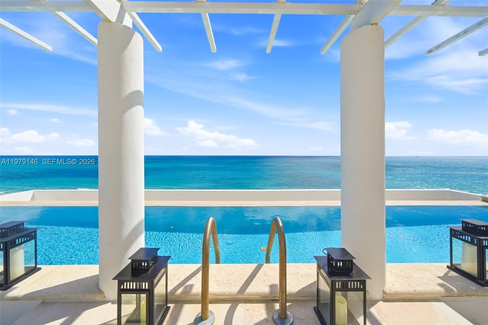 5801 Collins Ave #1600