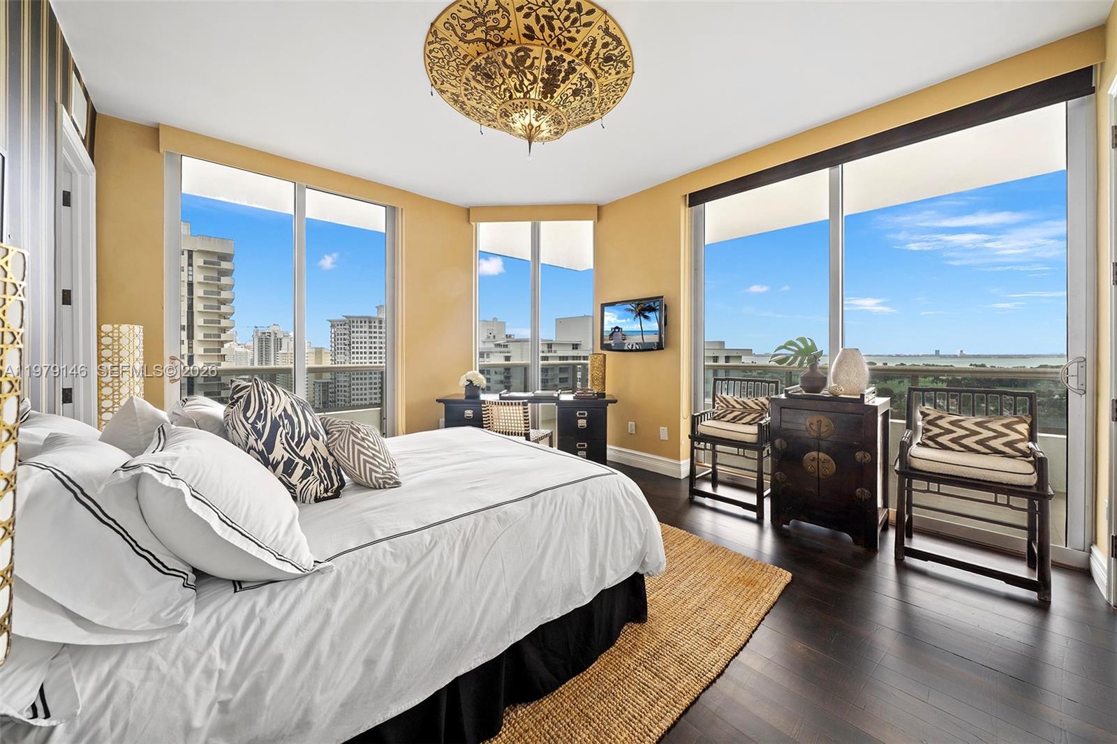 5801 Collins Ave #1600 Miami Beach, FL 33140