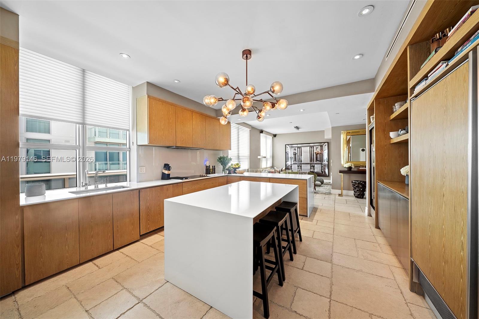 5801 Collins Ave #1600 Miami Beach, FL 33140