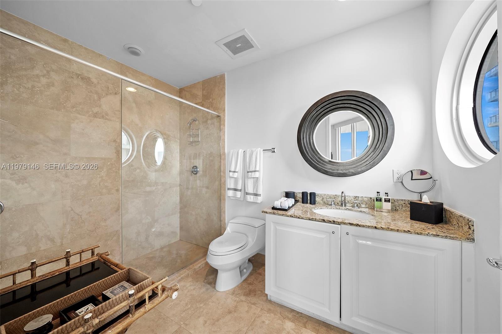 5801 Collins Ave #1600 Miami Beach, FL 33140