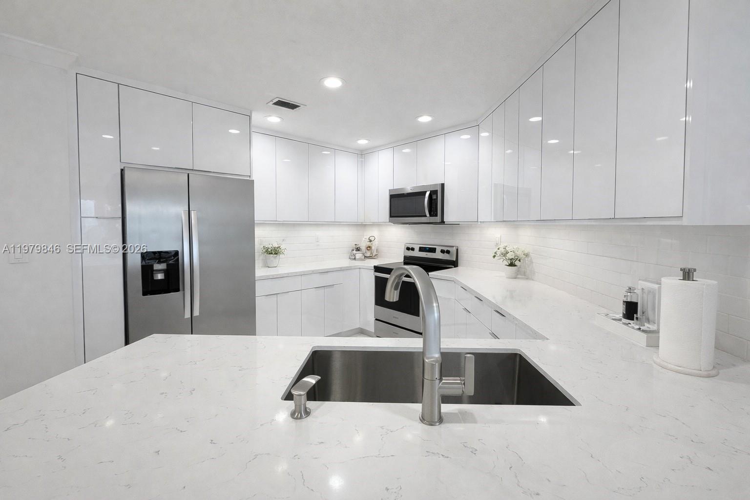 4760 SW 163rd Pl Miami, FL 33185