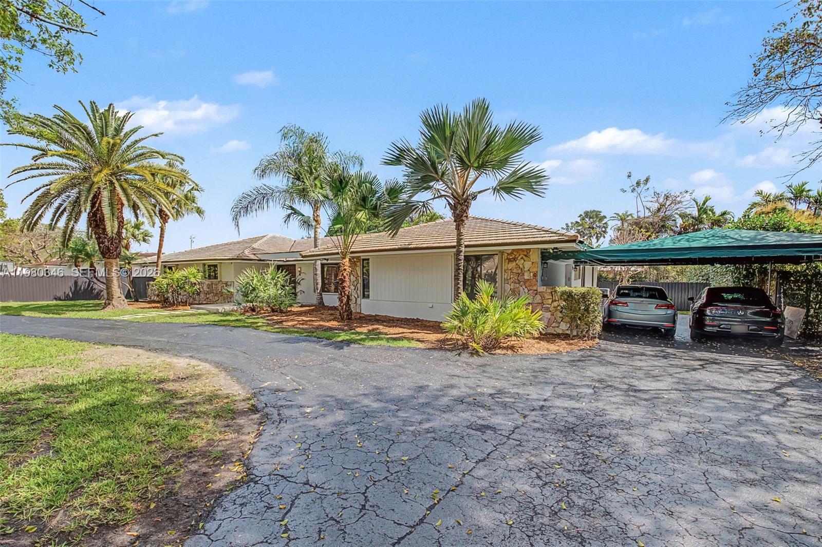 13621 SW 103rd Ave Miami, FL 33176