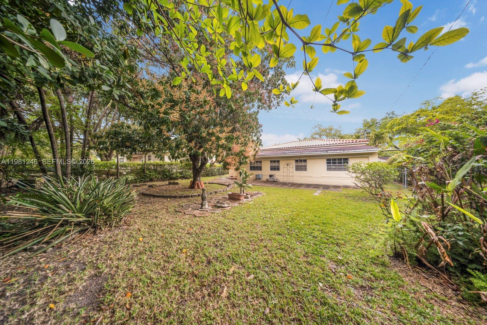 512 Mendoza Ave Coral Gables, FL 33134