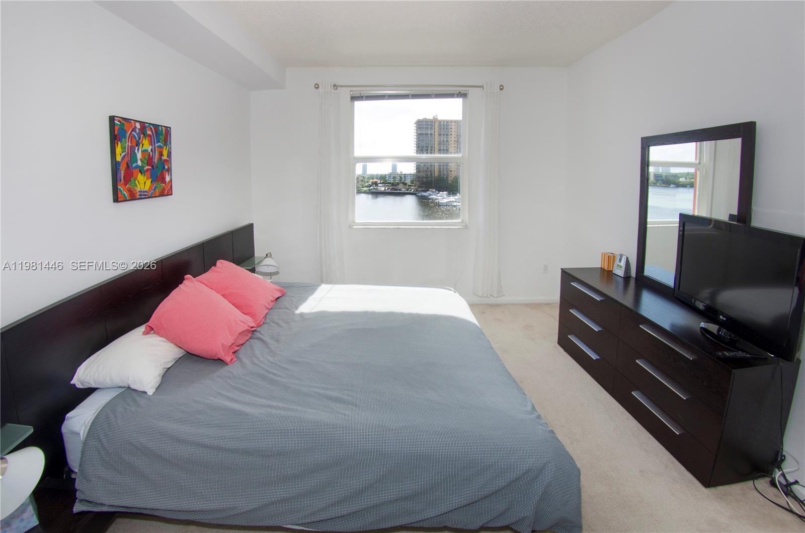 image Porto Bellagio Condo18