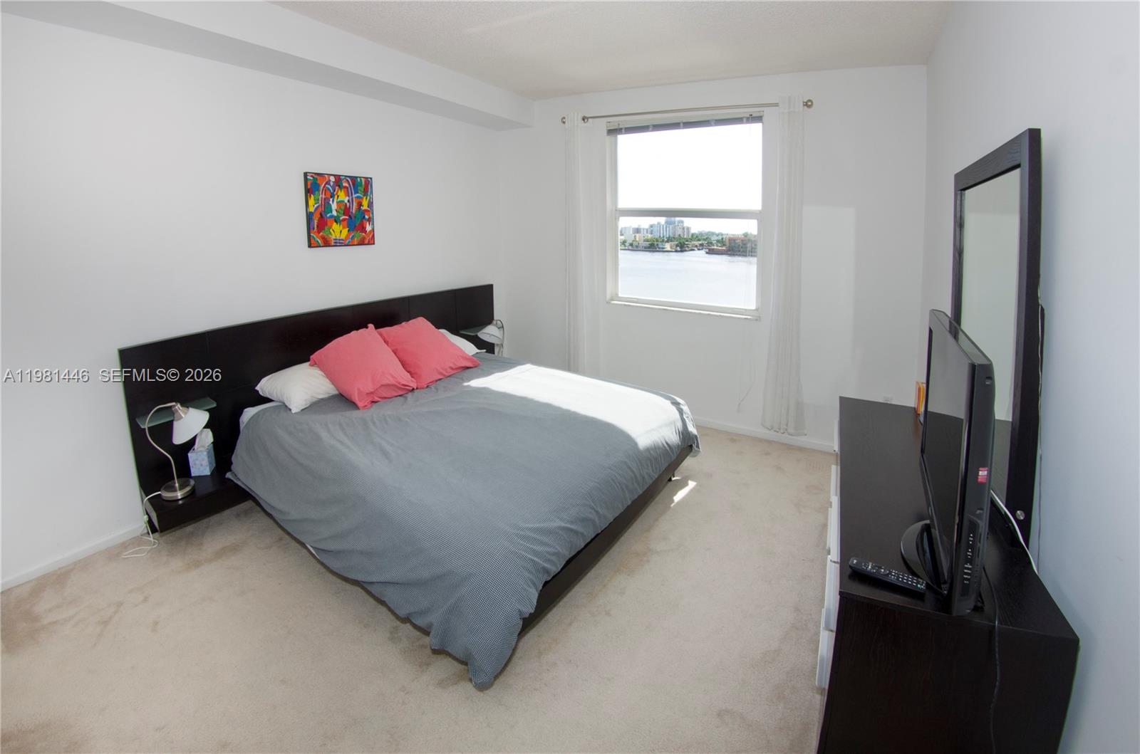 image Porto Bellagio Condo19