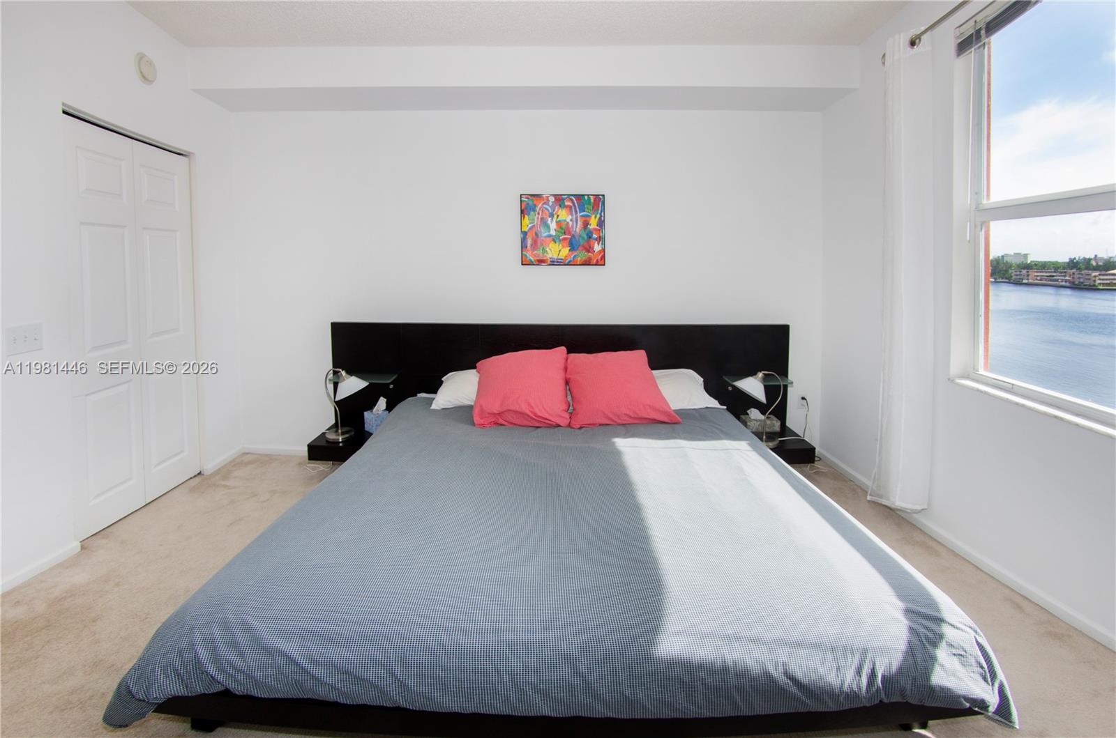 image Porto Bellagio Condo20