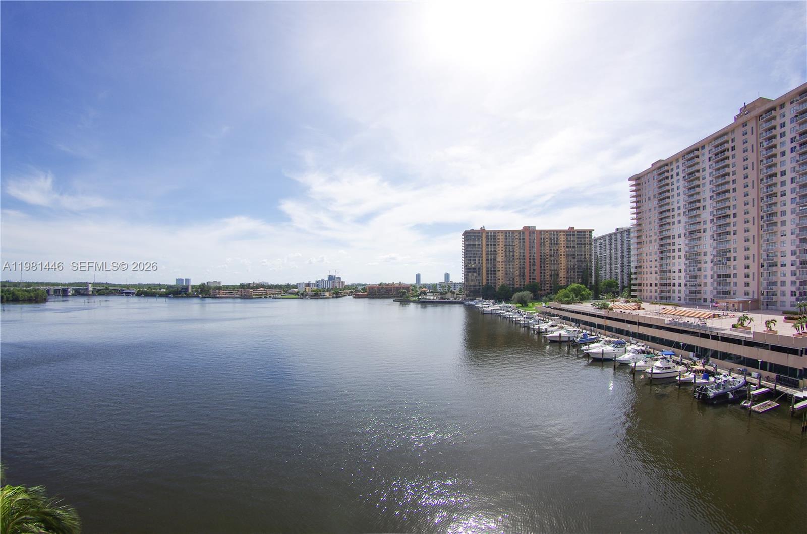 image Porto Bellagio Condo26