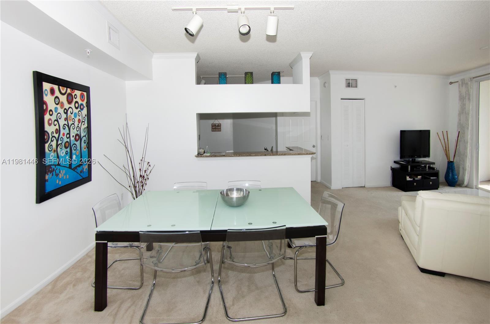 image Porto Bellagio Condo6