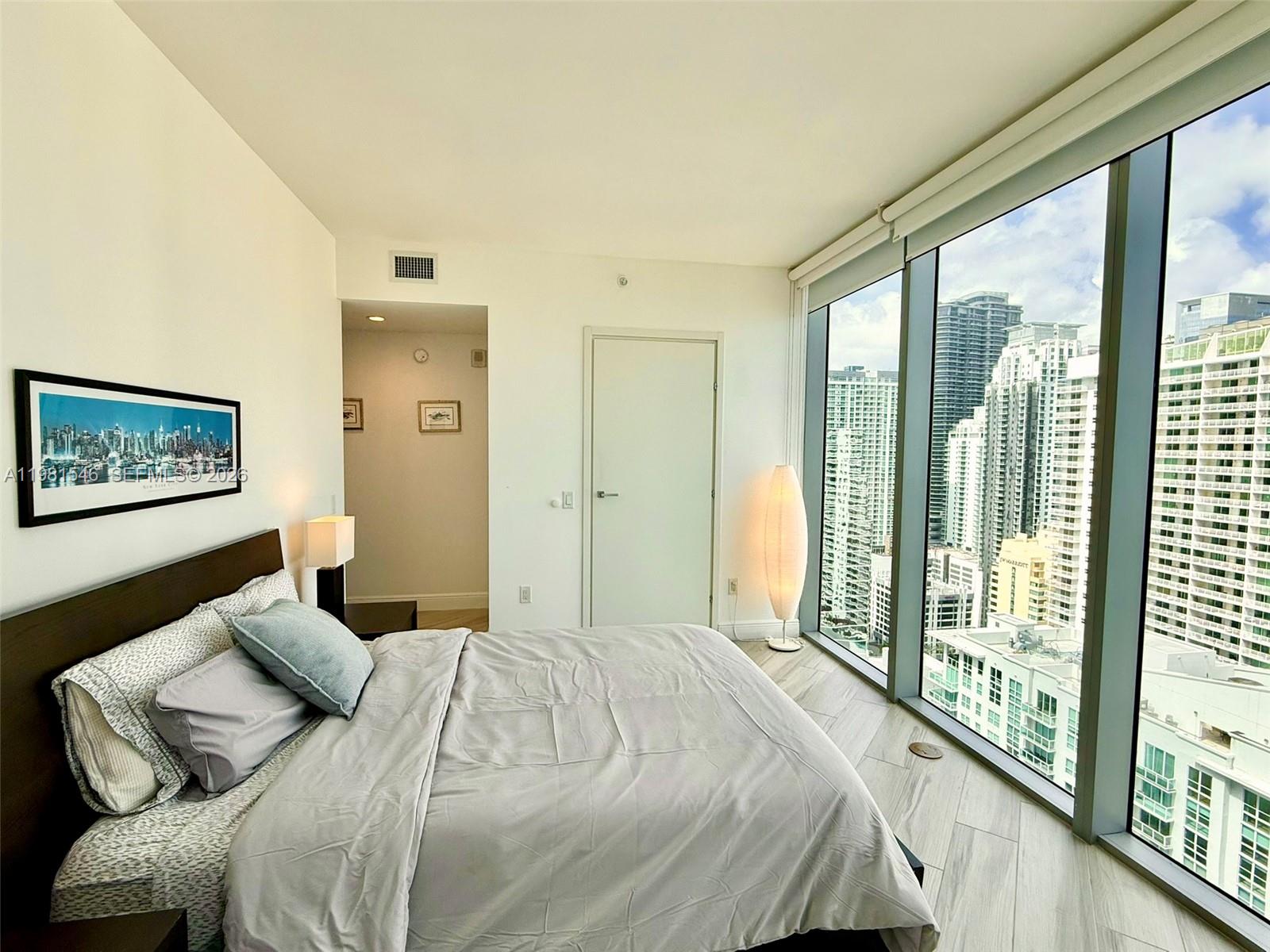 1300 Brickell Bay Dr #3406 Miami, FL 33131
