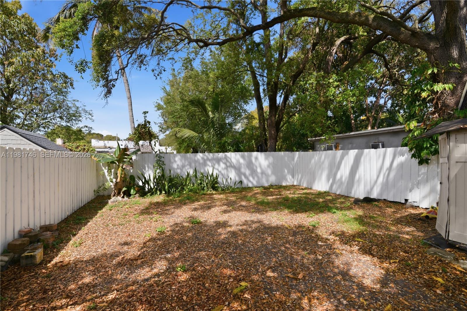 1431 NW 30th St Miami, FL 33142