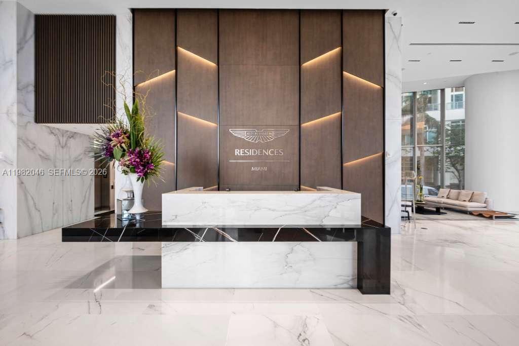 300 Biscayne Blvd Way #2307W Miami, FL 33131