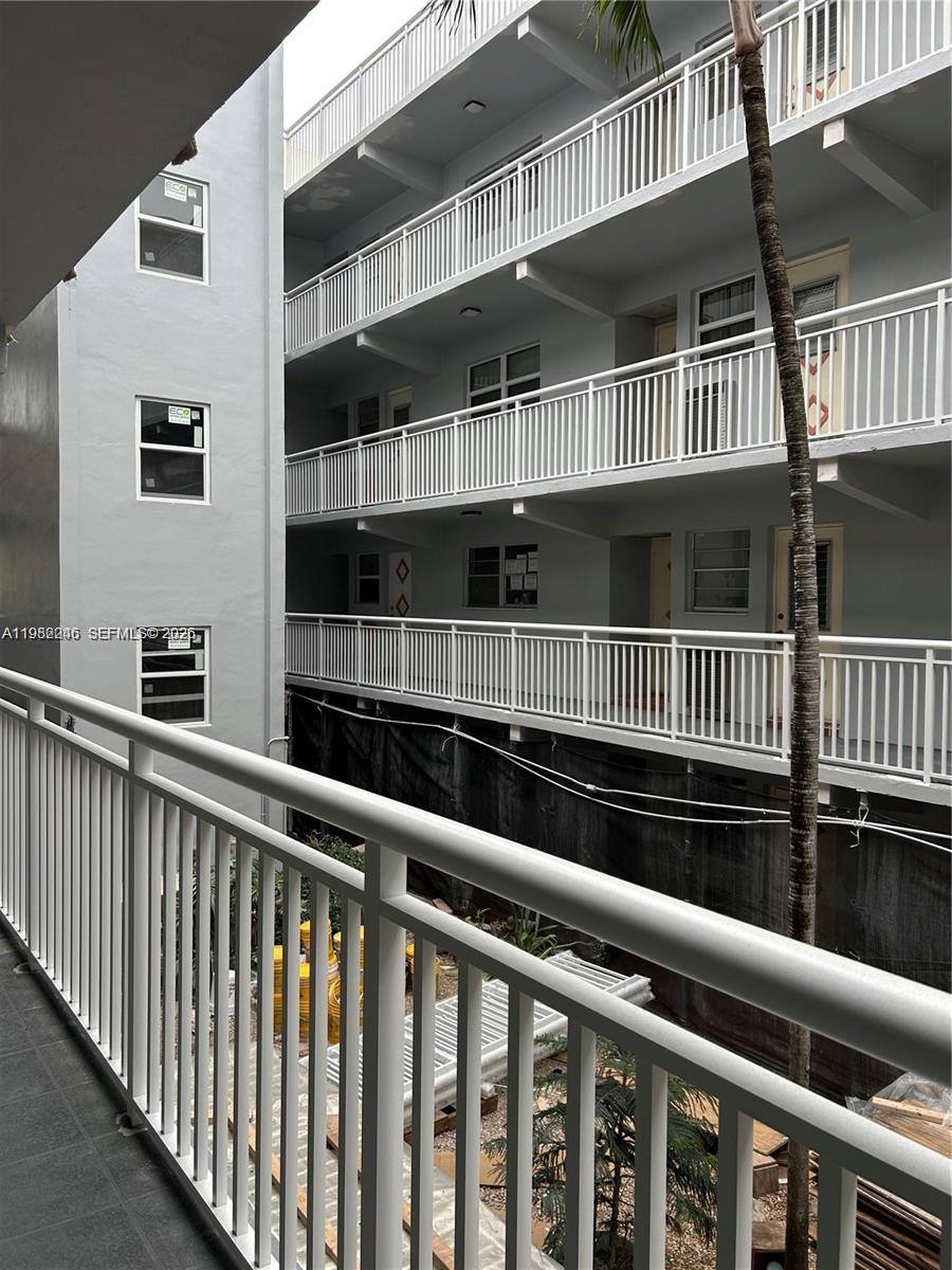 215 SE 3rd Ave #101A Hallandale Beach, FL 33009
