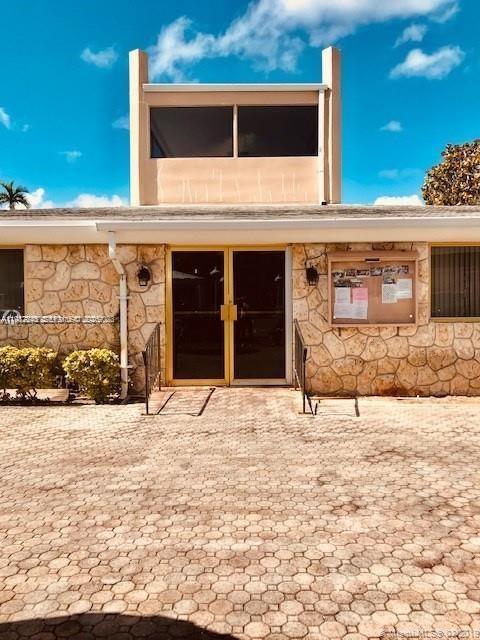 215 SE 3rd Ave #101A Hallandale Beach, FL 33009