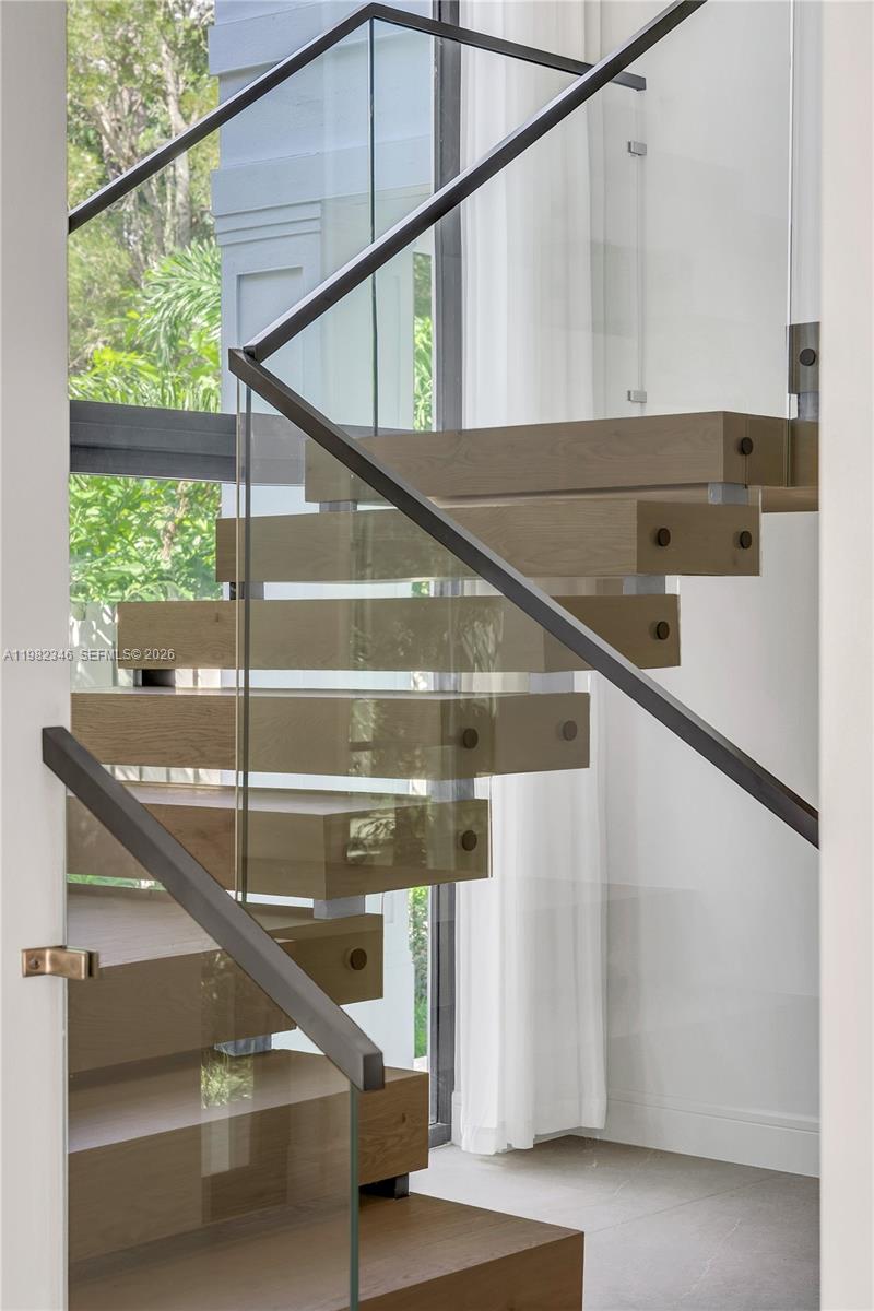 4191 Battersea Rd Miami, FL 33133