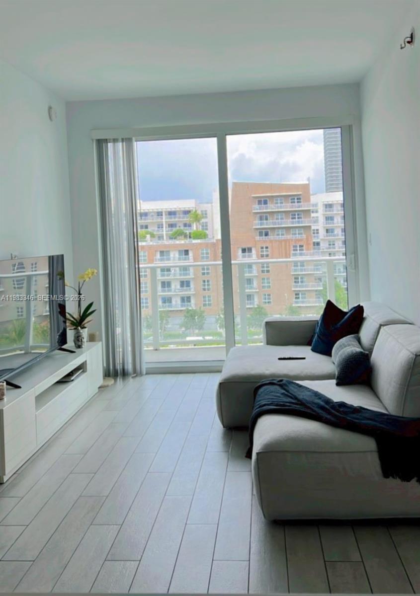 321 NE 26th St #701 Miami, FL 33137