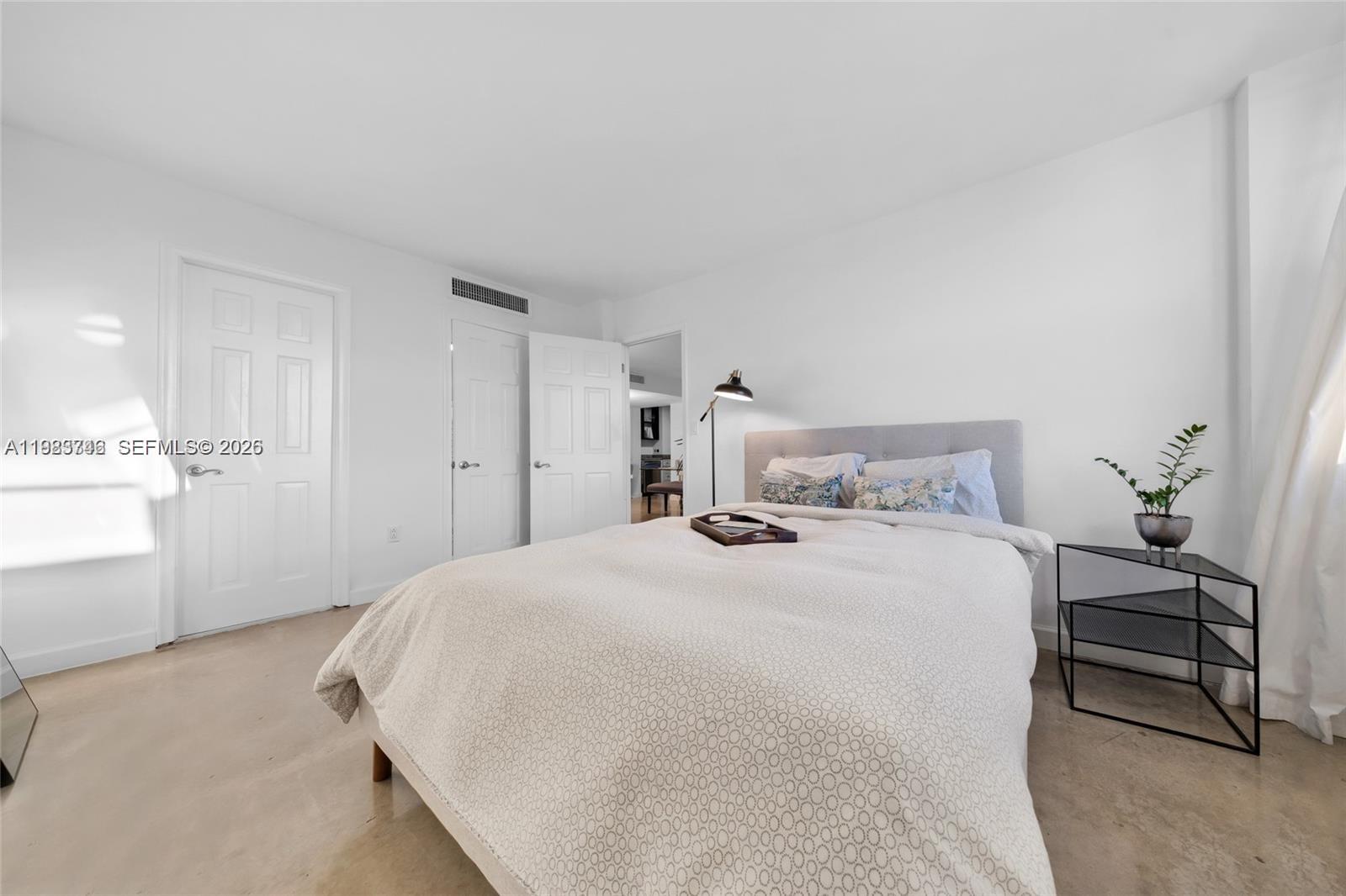 1020 Meridian Ave #816 Miami Beach, FL 33139