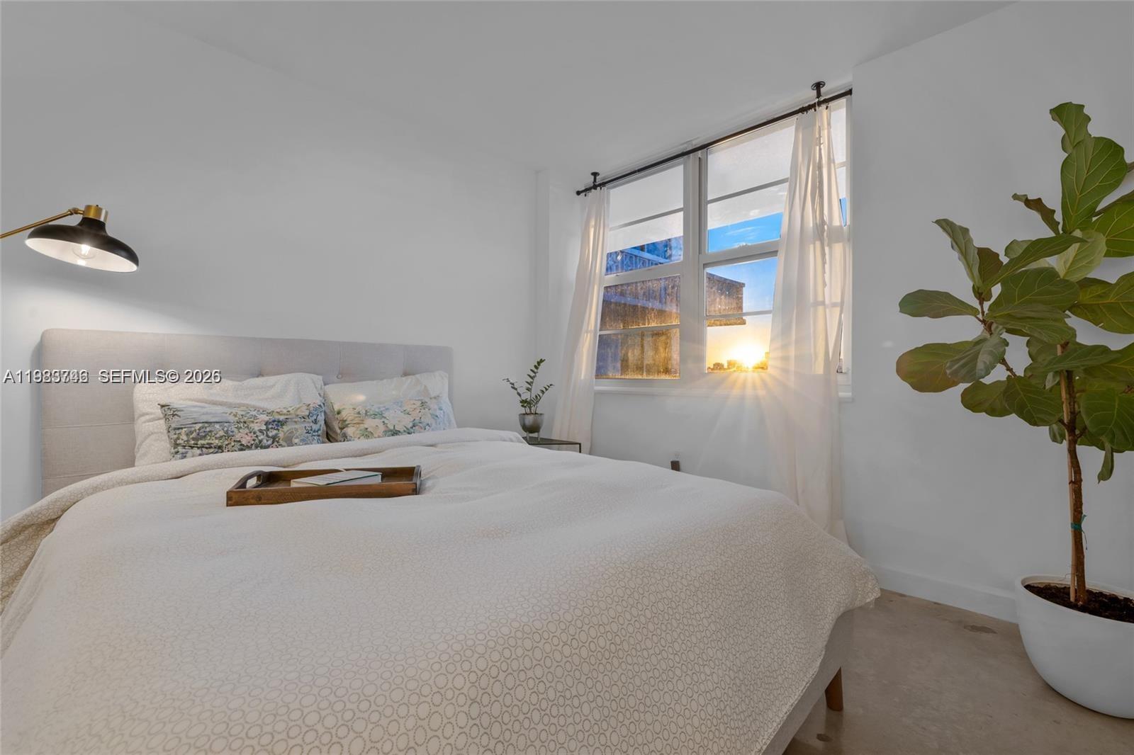 1020 Meridian Ave #816 Miami Beach, FL 33139