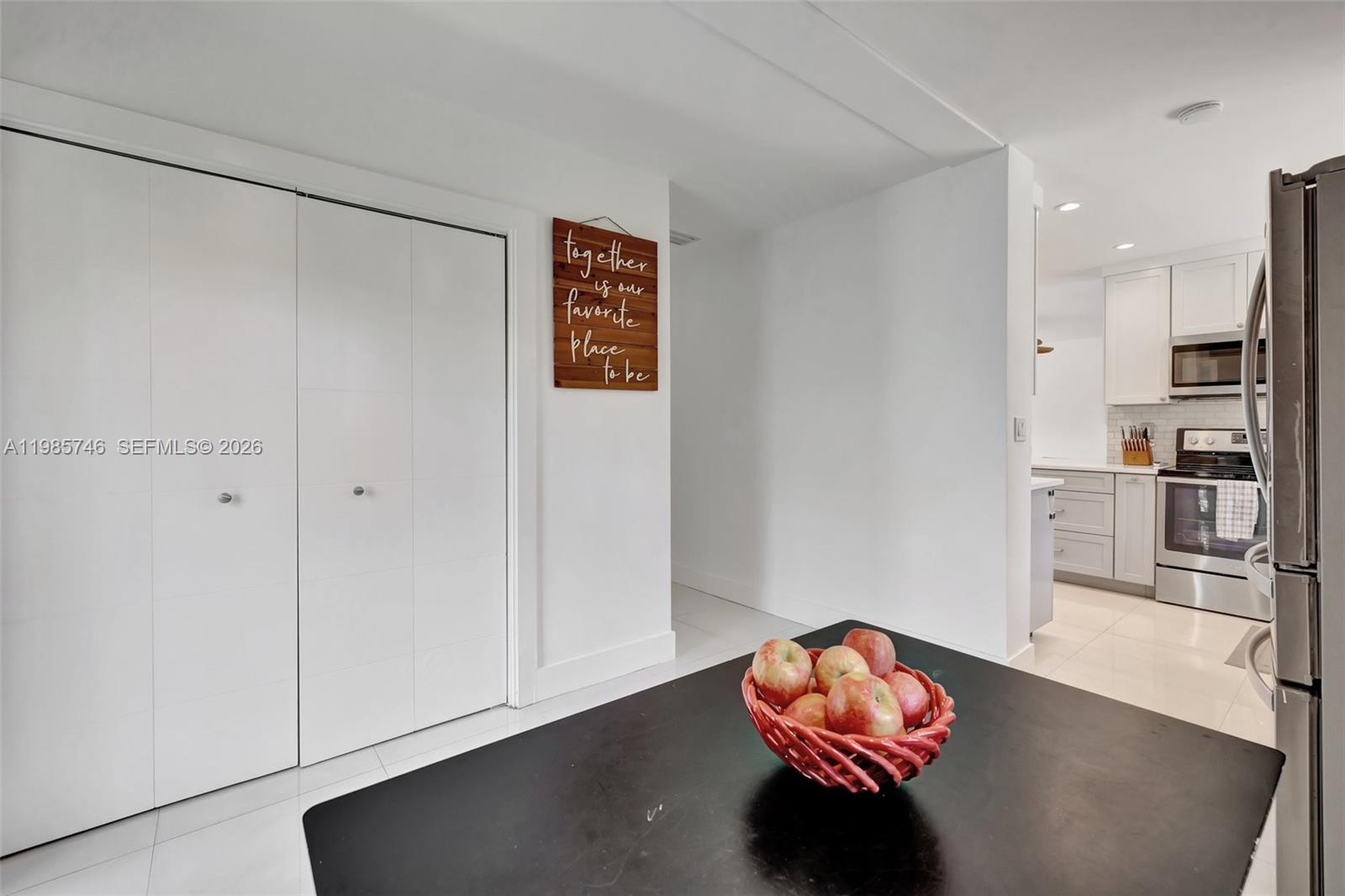 2506 NE 30th St Fort Lauderdale, FL 33306