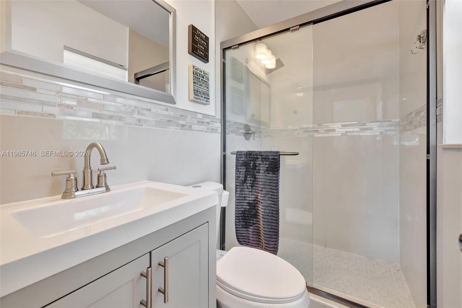 2506 NE 30th St Fort Lauderdale, FL 33306