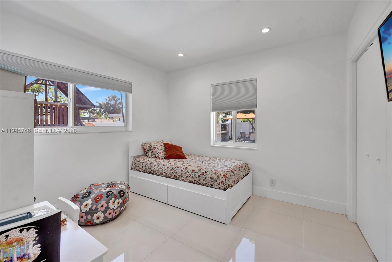 2506 NE 30th St Fort Lauderdale, FL 33306