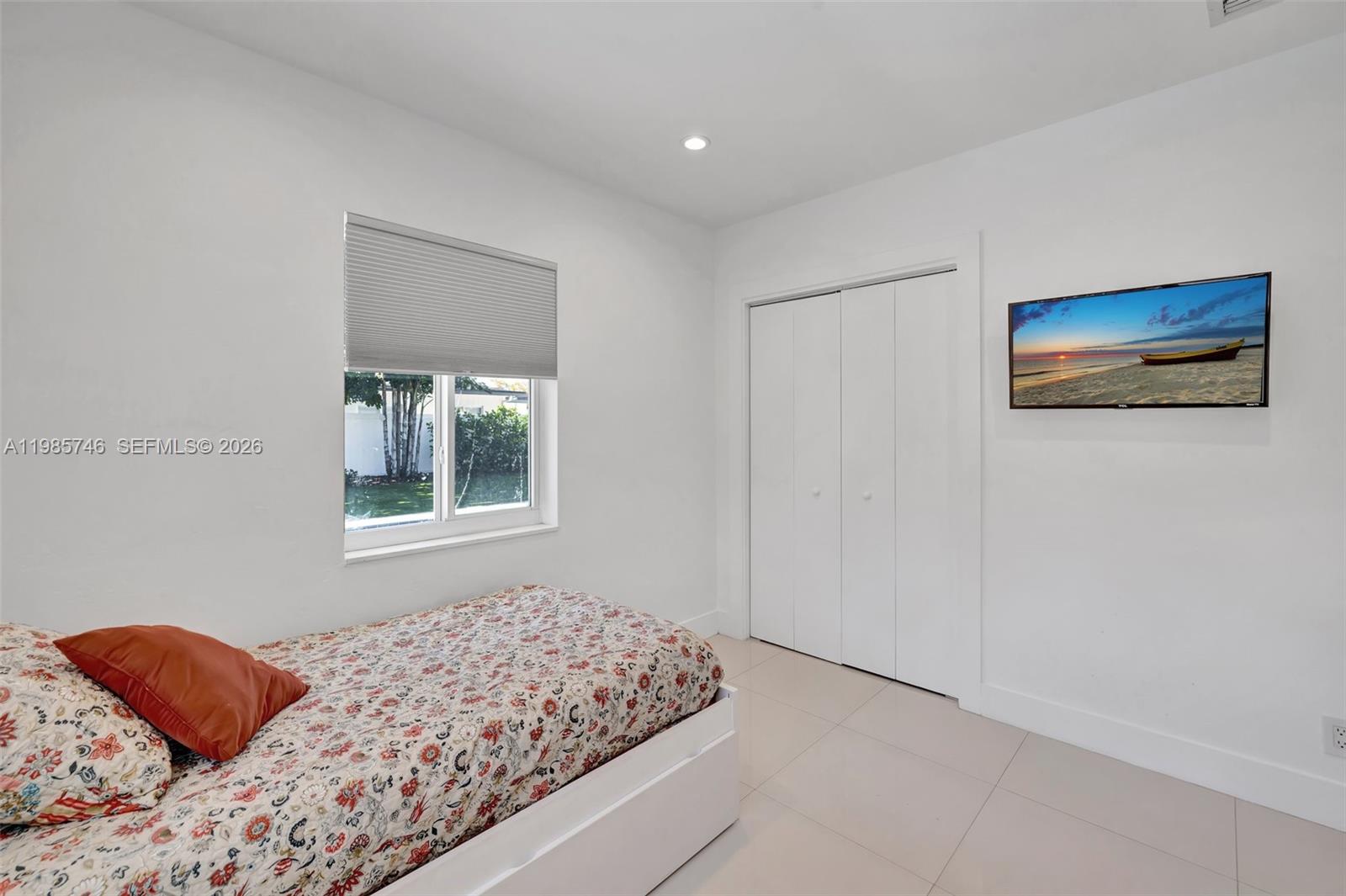 2506 NE 30th St Fort Lauderdale, FL 33306