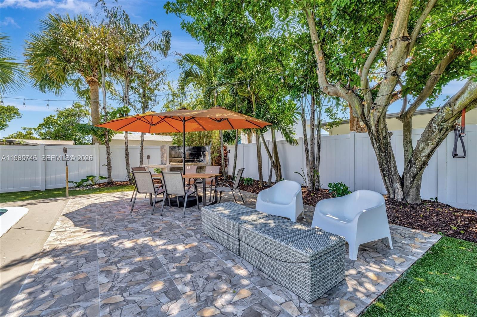 2506 NE 30th St Fort Lauderdale, FL 33306