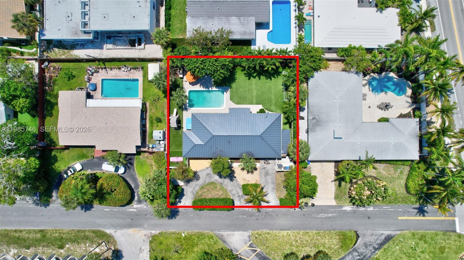 2506 NE 30th St Fort Lauderdale, FL 33306