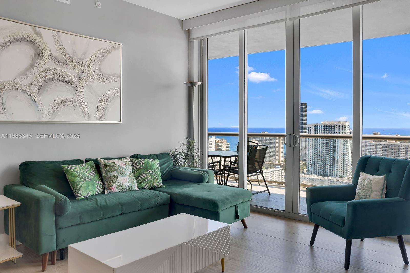 image Beachwalk Condominium9